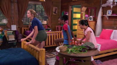 Peyton_R_List_-_Bunk_d_s01e11_There_s_No_Place_Like_Camp_289029.jpg