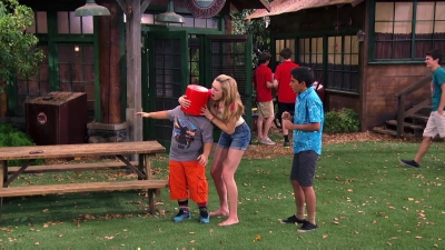 Bunkd_S01E18_Love_is_for_the_birds_16-20-45_warpednapalm.jpg