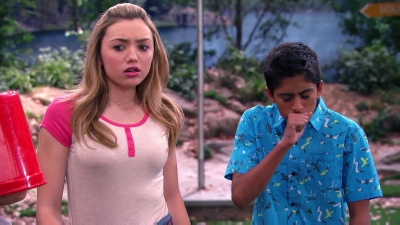 Bunkd_S01E18_Love_is_for_the_birds_16-21-25_warpednapalm.jpg