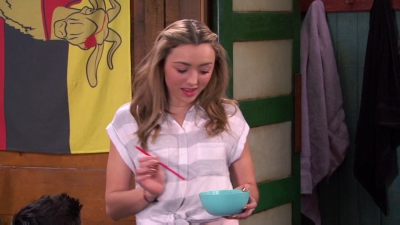 Bunkd_S01E18_Love_is_for_the_birds_16-37-01_warpednapalm.jpg