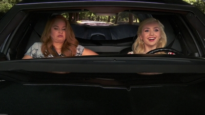 Jessie_S04E09_Driving_Ms_Crazy5B00-17-575D.jpg