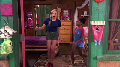 Peyton_R_List_-_Bunk_d_s01e11_There_s_No_Place_Like_Camp_289329.jpg