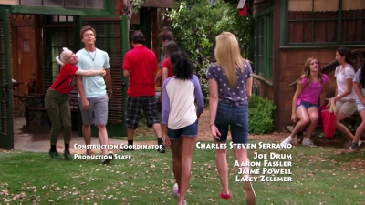 warpednapalmcapsBunkd_S02E06_Luke_Out_Below__23-35-12_warpednapalmcaps.jpg